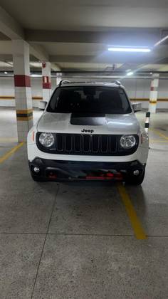 JEEP RENEGADE 2.0 16V TURBO DIESEL TRAILHAWK 4P 4X4 AUTOMÁTICO